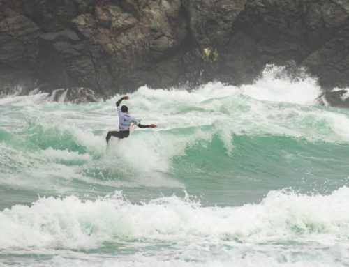 La subida del mar obliga a trasladar el Campeonato de España de Surfing a la playa de Pantín